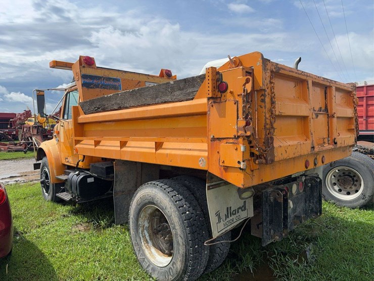 1994-international-dump-truck,-drove-in,-replaced-bed-floor-recently,-retired-state-truck,-battery-disconnect,-vin#-1htsdaan2vh441136-image-10