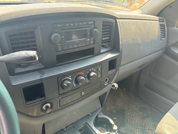 2009-dodge-ram-2500-image-8