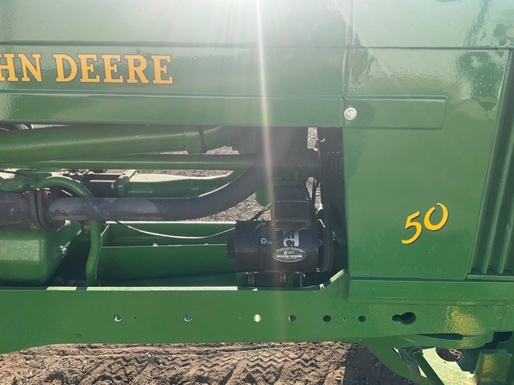 1953-john-deere-50-image-13