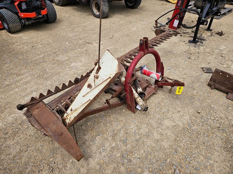 #88-•-international-3pt-sickle-mower-image-7