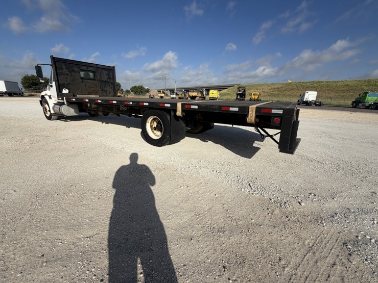 2012-international-durastar-4300-image-7