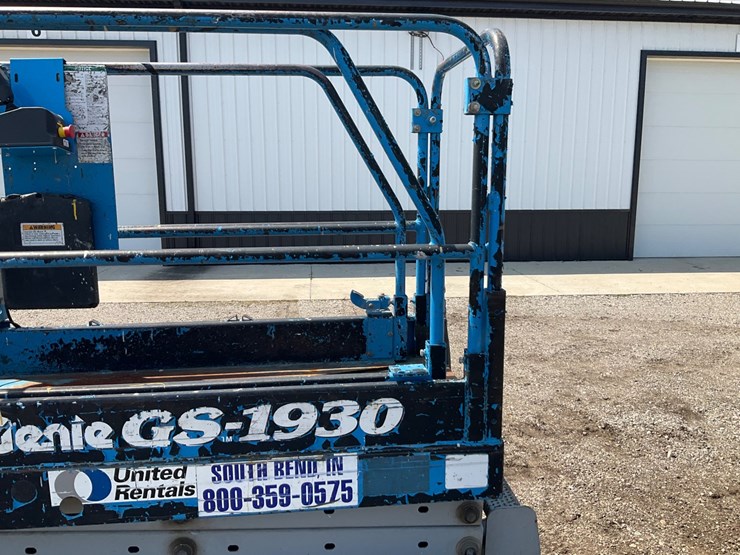 1998-genie-gs1930-image-26