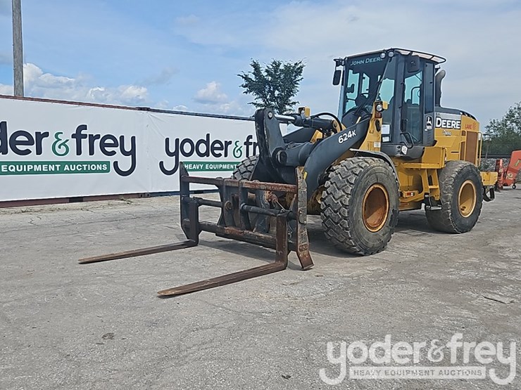 2014-deere-624k-image-2
