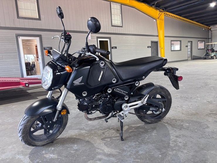 #35370-•-2023-honda-grom125-image-1