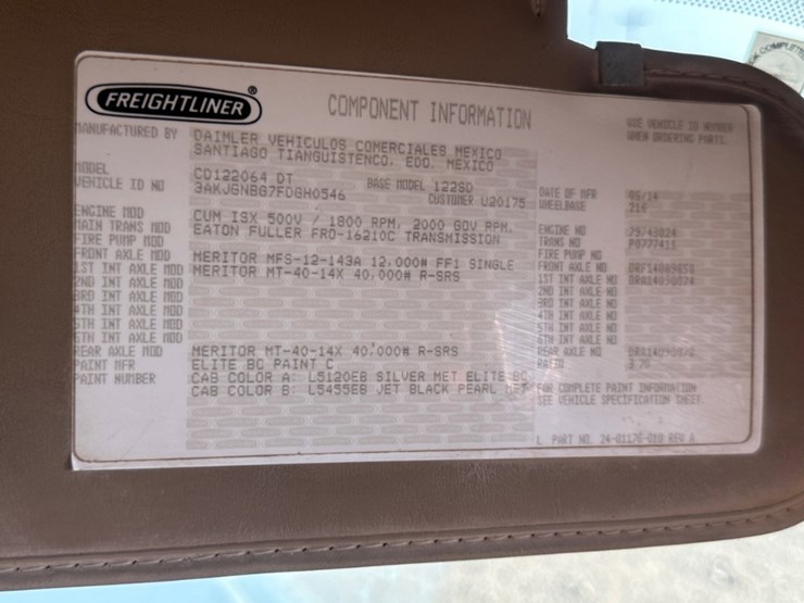 2015-freightliner-coronado-122-sd-image-24