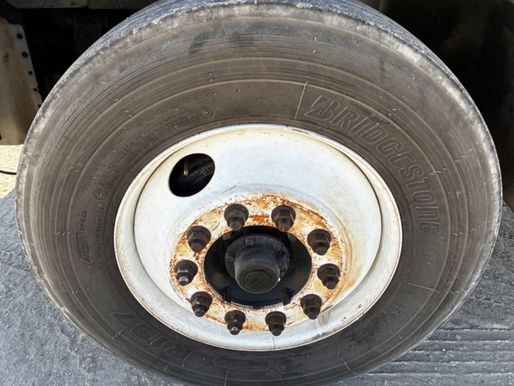 2013-international-durastar-4300-image-12