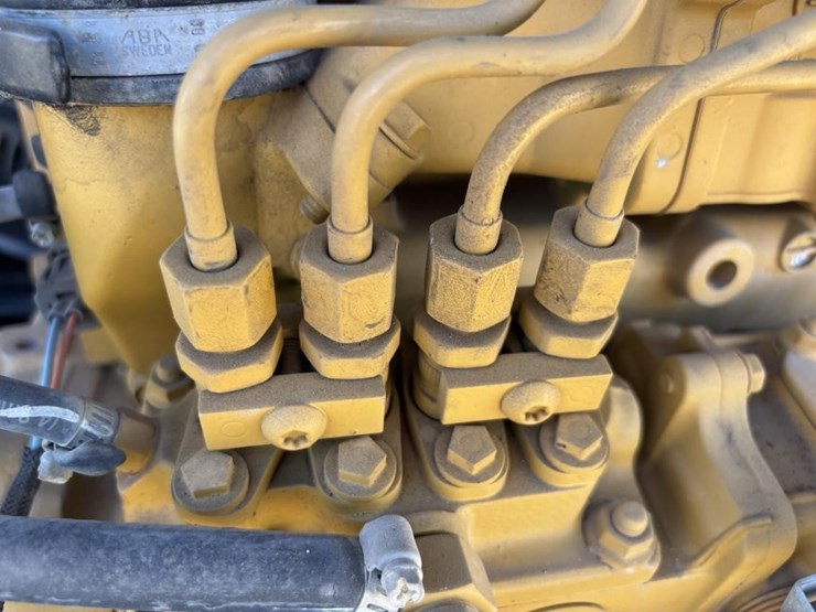 2014-caterpillar-907h2-image-39