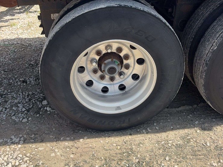 2014-timpte-hopper-bottom-image-11