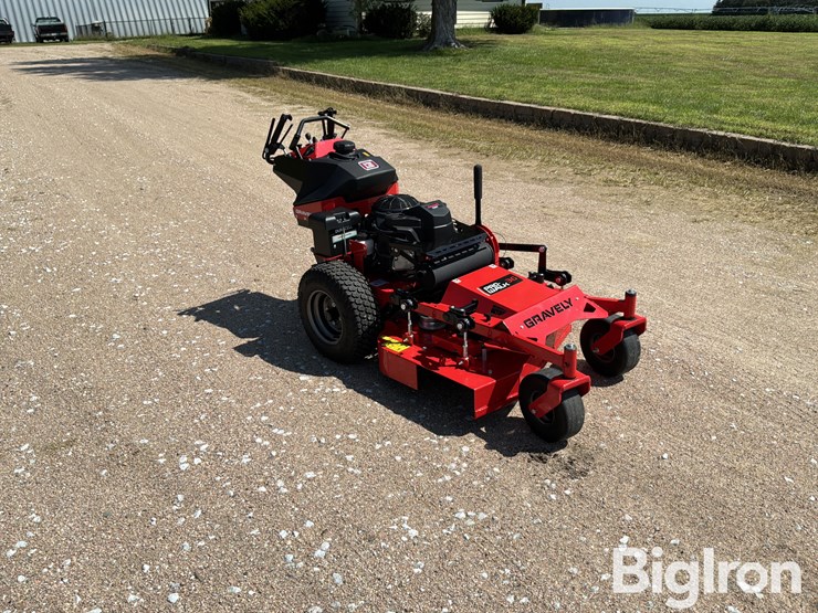 2024-gravely-988184-pro-walk-36-hydro-commercial-walk-behind-lawn-mower-image-3