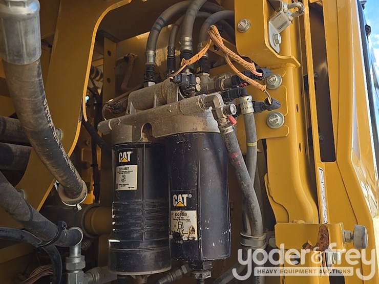 2019-caterpillar-336-image-44