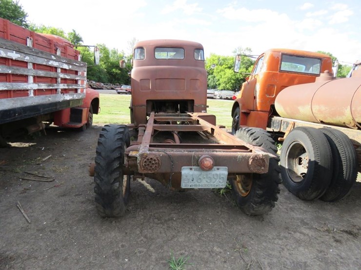 1951/2-dodge-b-series-coe-truck-image-5