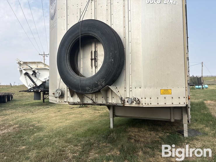 1994-merrit-48x102-t/a-livestock-trailer-image-9