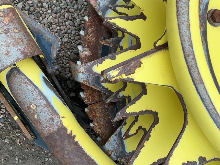 2019-john-deere-770-image-10