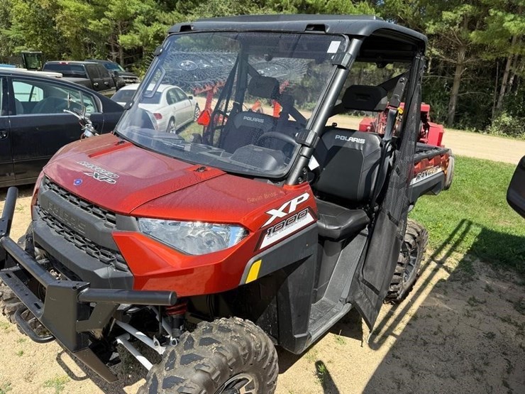 2020-polaris-ranger-xp-image-1