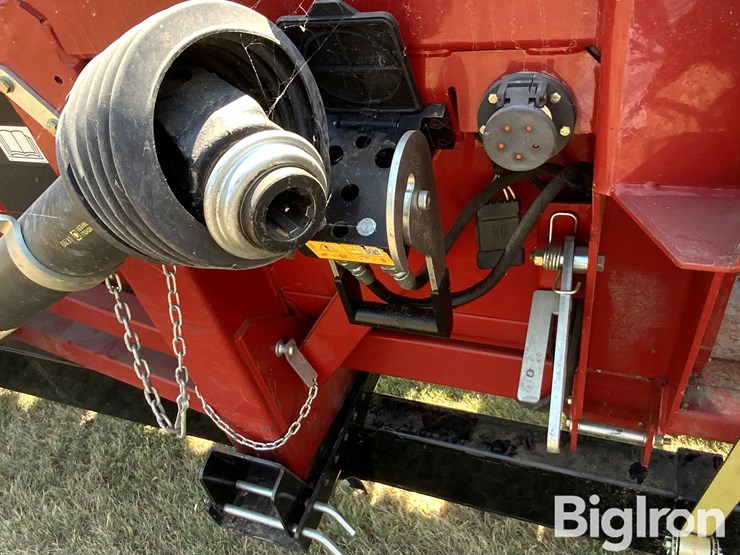 2014-case-ih-4412-image-17