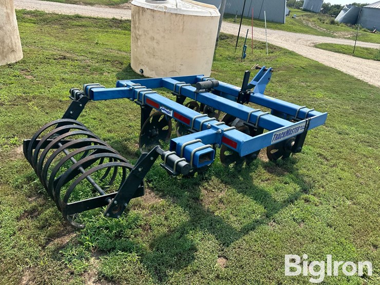 blu-jet-track-master-image-5