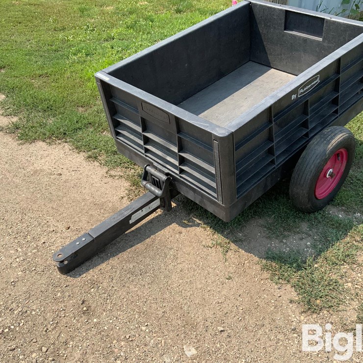 Craftsman Rubbermaid Lawn Trailer