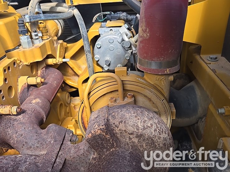 2019-caterpillar-336-image-62