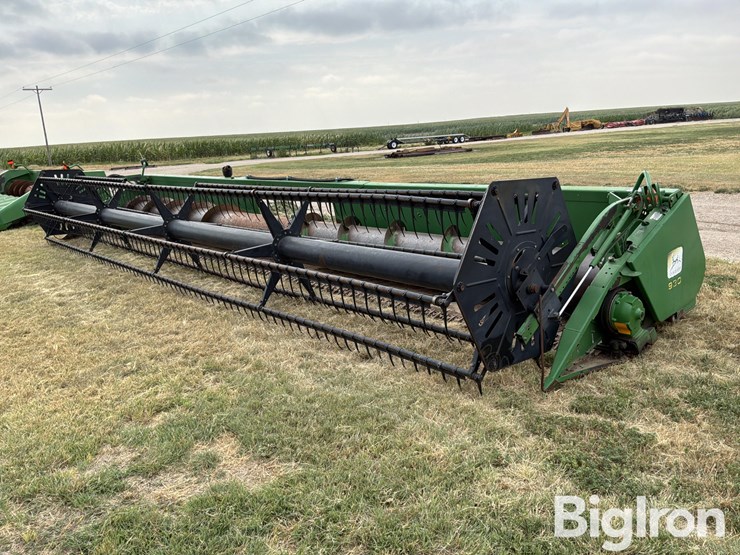 john-deere-930-image-1