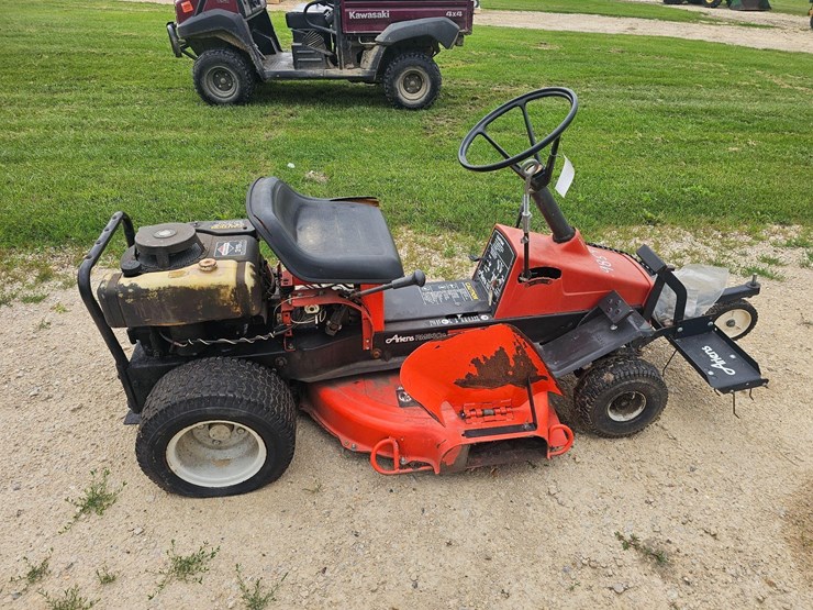 ariens-rm830c-riding-mower-image-2