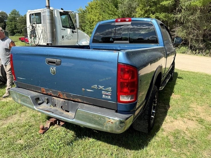 2005-dodge-ram-1500-image-3