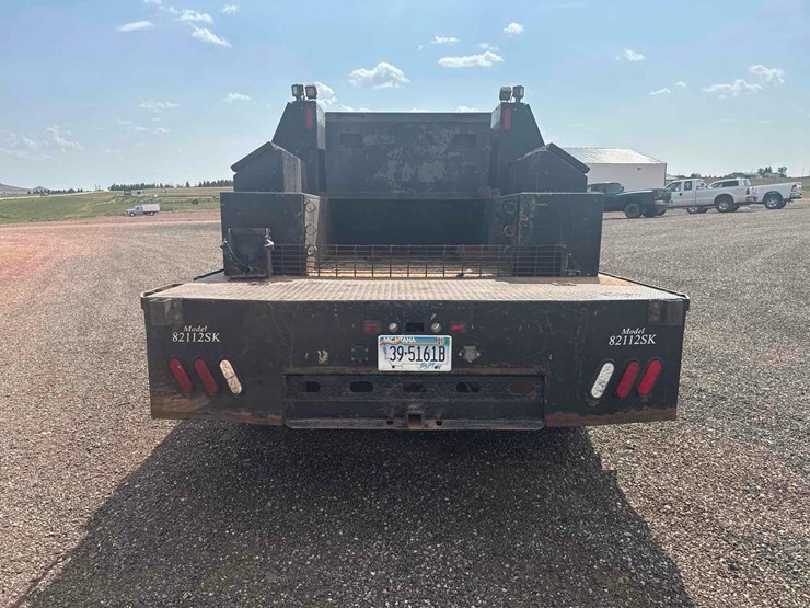 2018-chevrolet-silverado-3500hd-image-36
