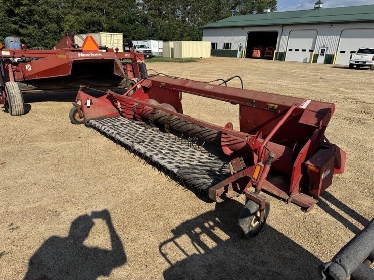 case-ih-810-image-3