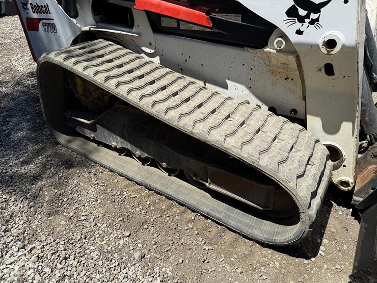 2018-bobcat-t770-image-12