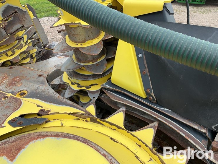 2019-john-deere-770-image-17