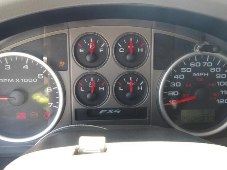 2005-ford-f150-image-18