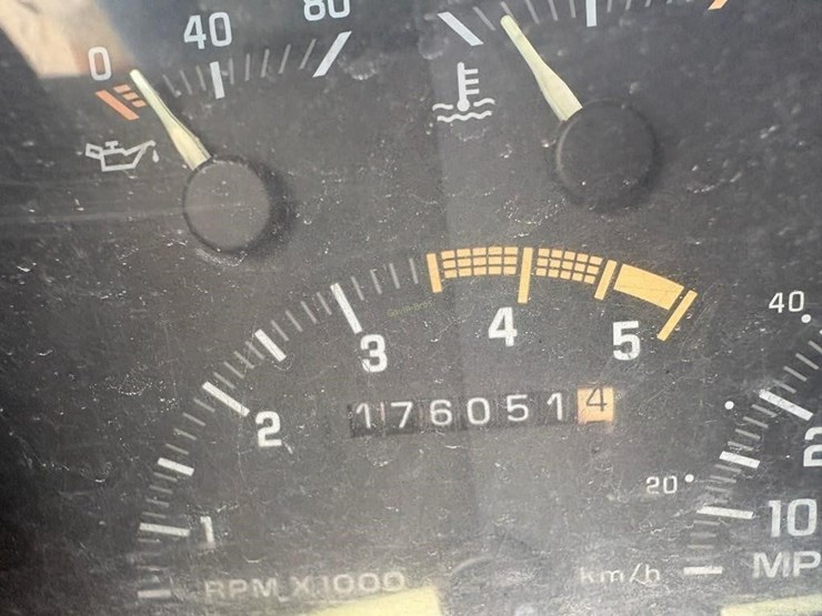 1992-chevrolet-silverado-3500-image-9