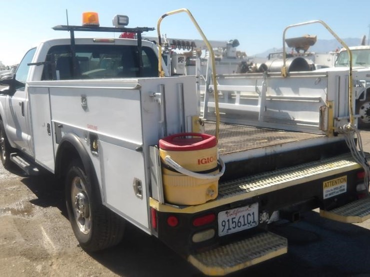 2011-ford-f350-image-4