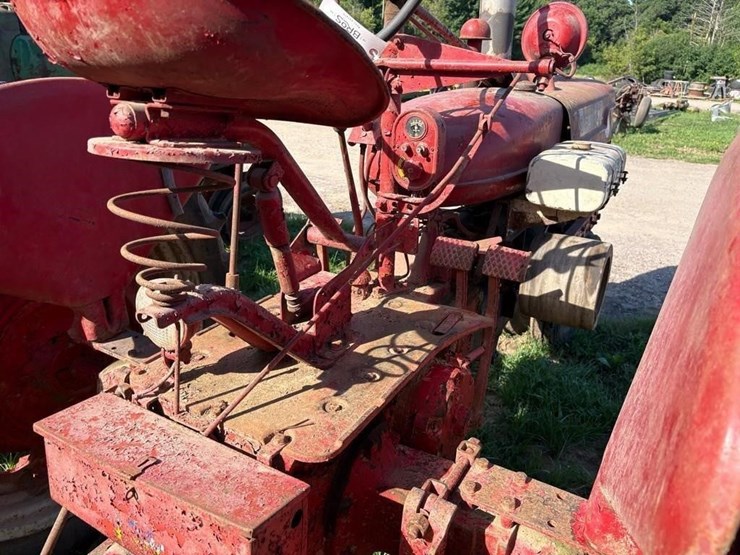 farmall-super-h-tractor-image-7