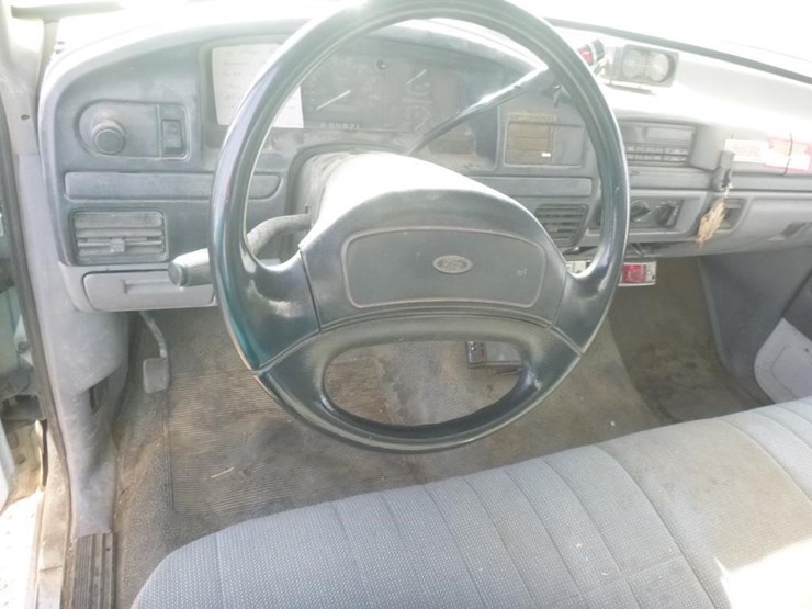 1996-ford-f450-image-17