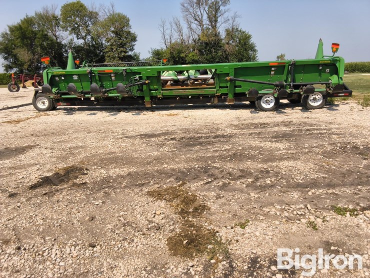 2012-john-deere-612c-stalkmaster-image-8