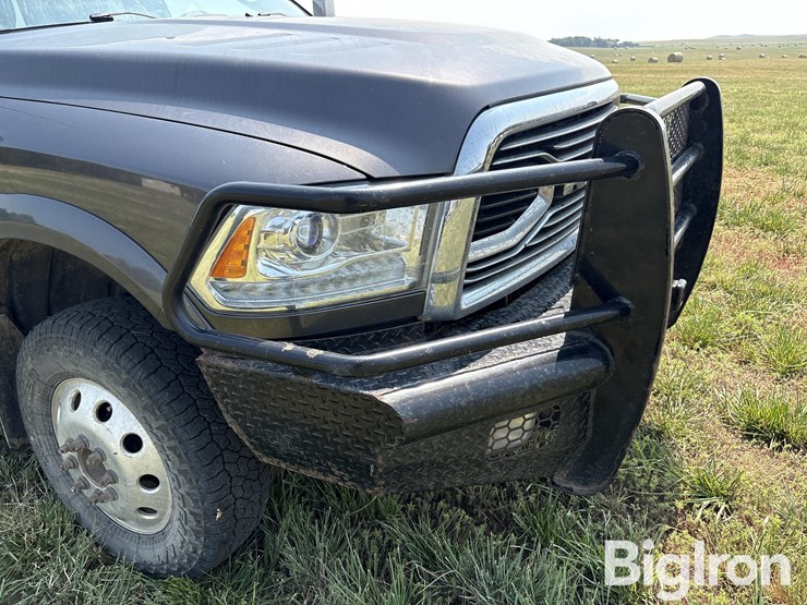 2017-dodge-3500-image-13