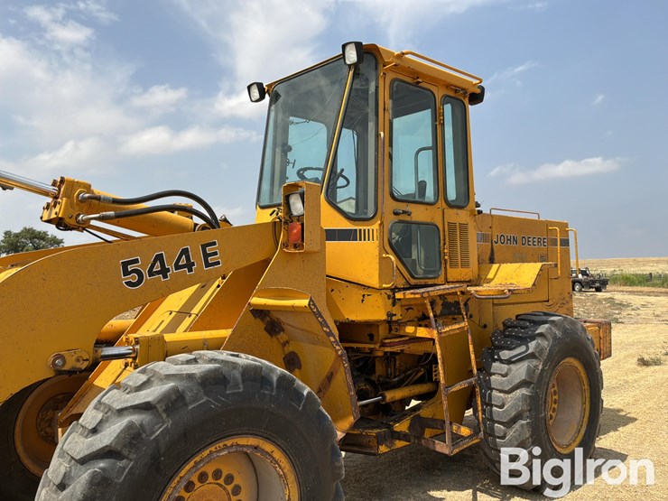 deere-544e-image-9
