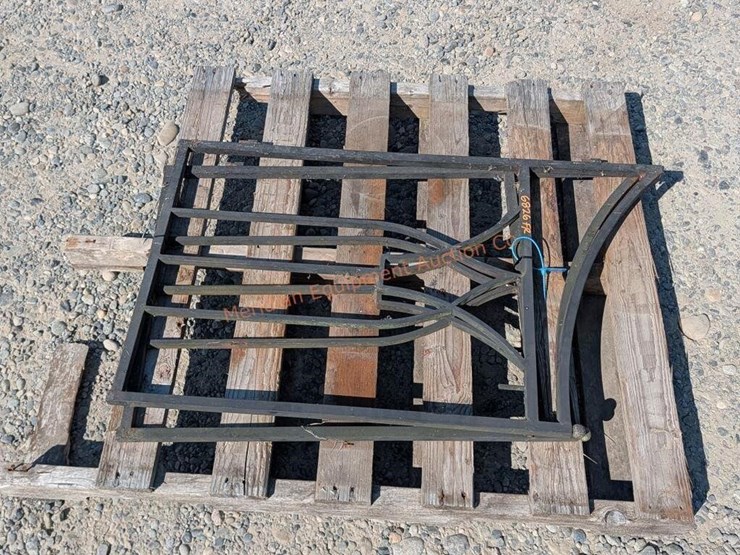 ~4'-outdoor-garden-gate-image-9