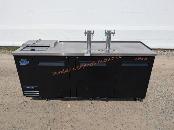 turbo-air-kegerator-model-4cb-4sb-image-12