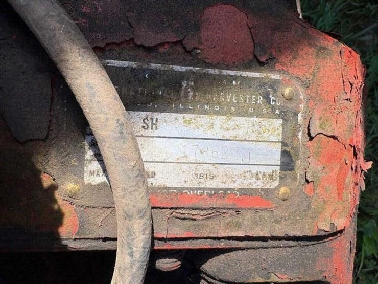 farmall-super-h-tractor-image-11