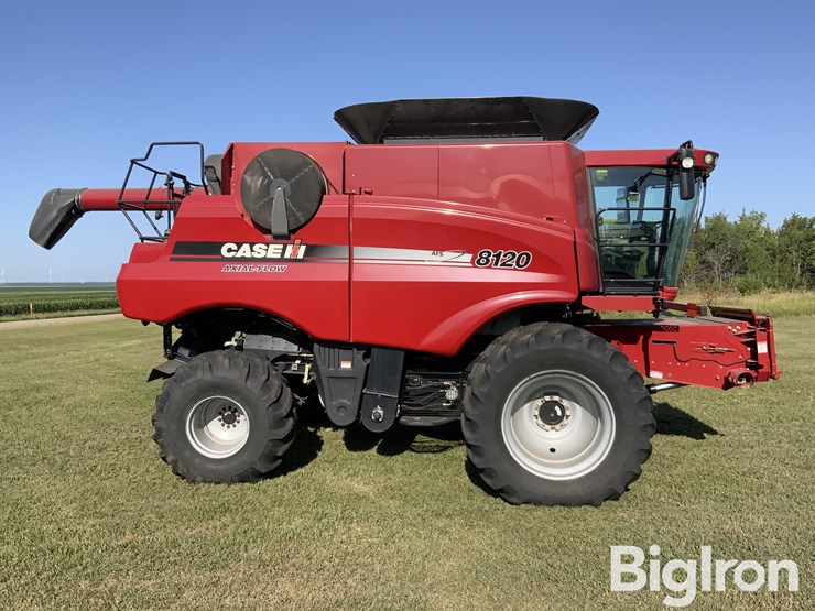 2011-case-ih-8120-image-4