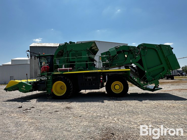 2016-john-deere-cs690-image-12