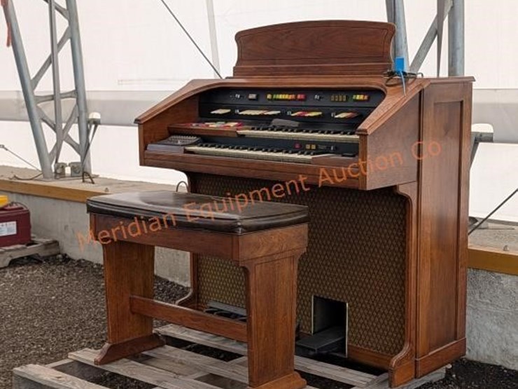 hammond-electric-organ-image-2