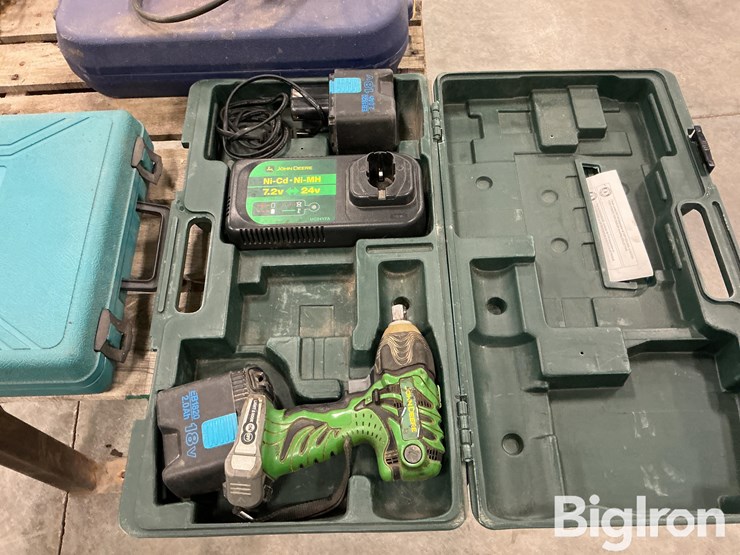 john-deere-12-image-12