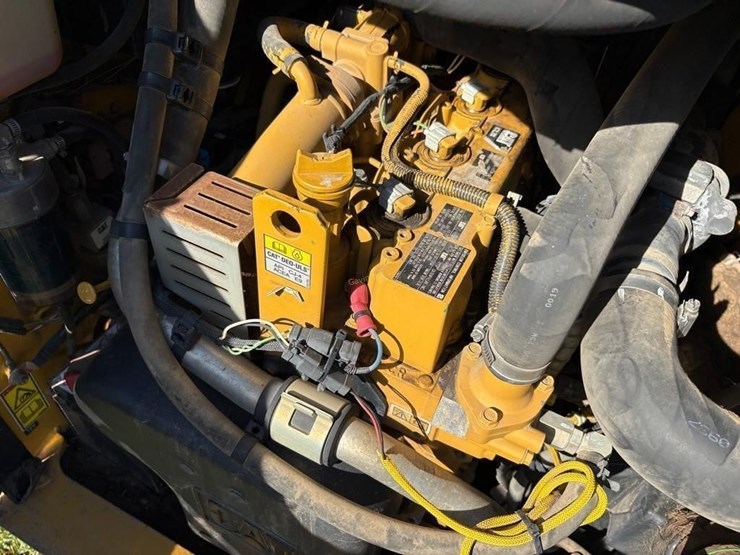 2017-caterpillar-287-image-10