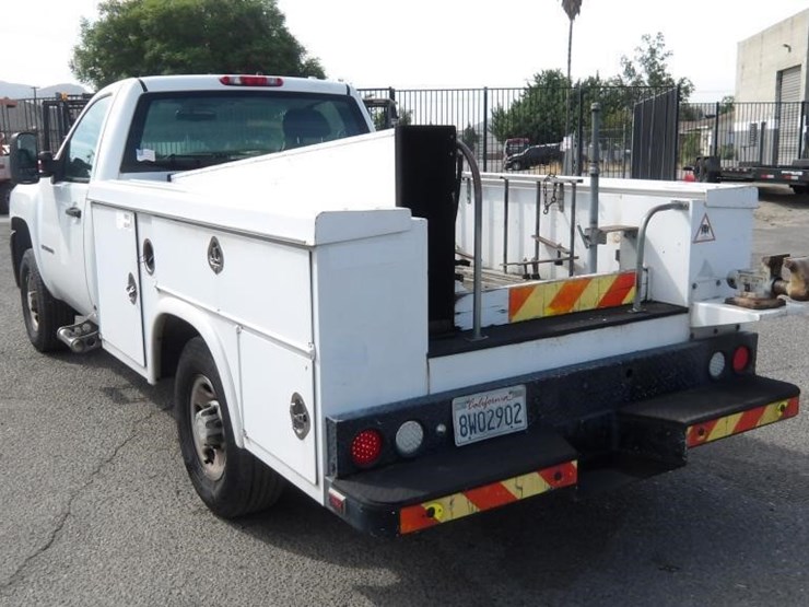 2009-chevrolet-silverado-2500-image-5