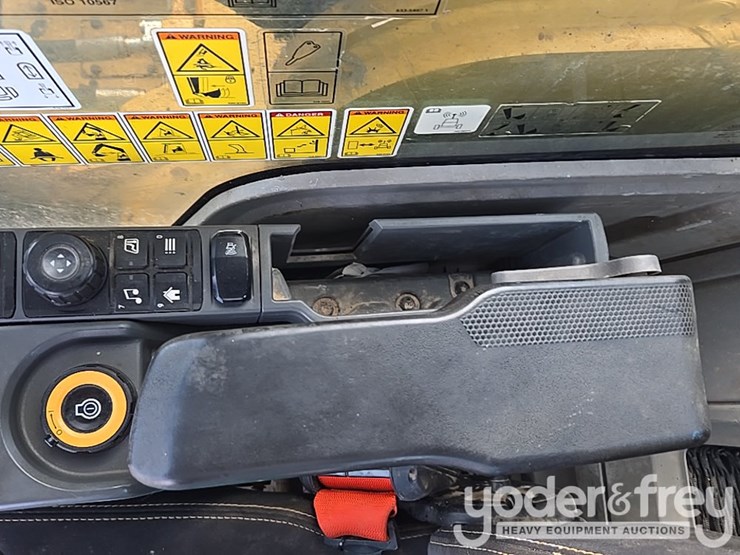 2019-caterpillar-336-image-75