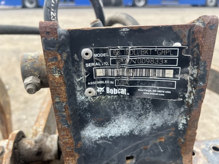 66"-bobcat-grapple-bucket-image-5
