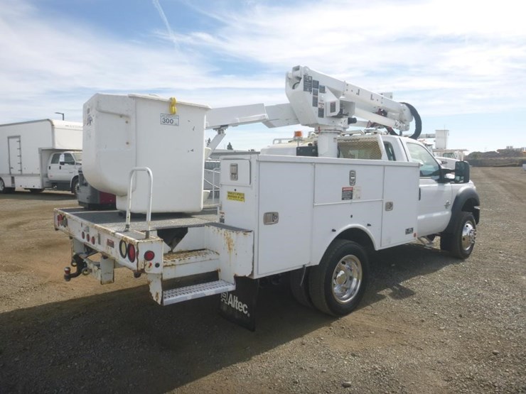 2013-ford-f550-image-3