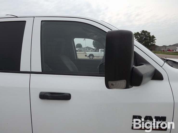 2016-ram-2500-st-image-20
